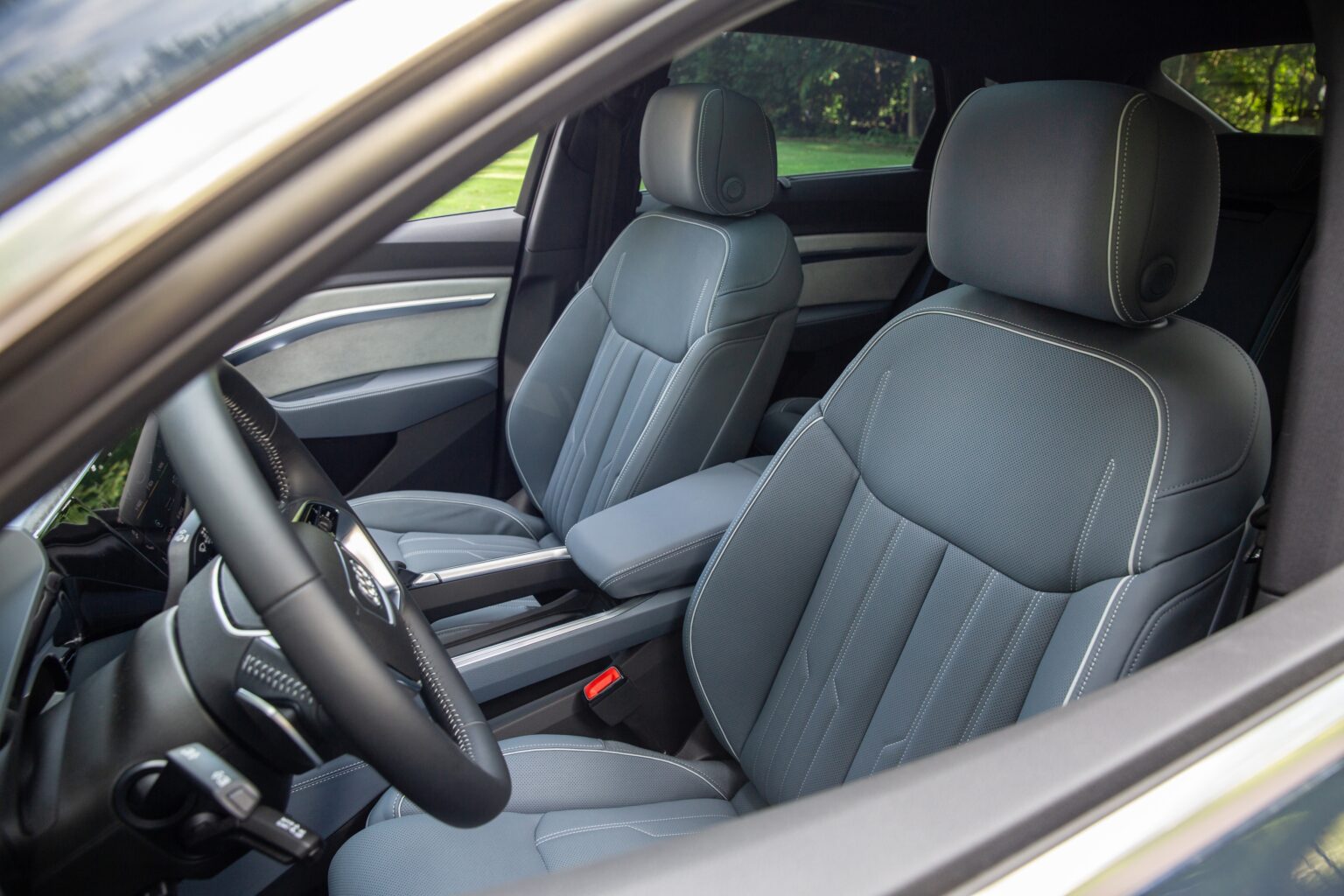 2023 Audi e-tron Sportback Interior Image 9