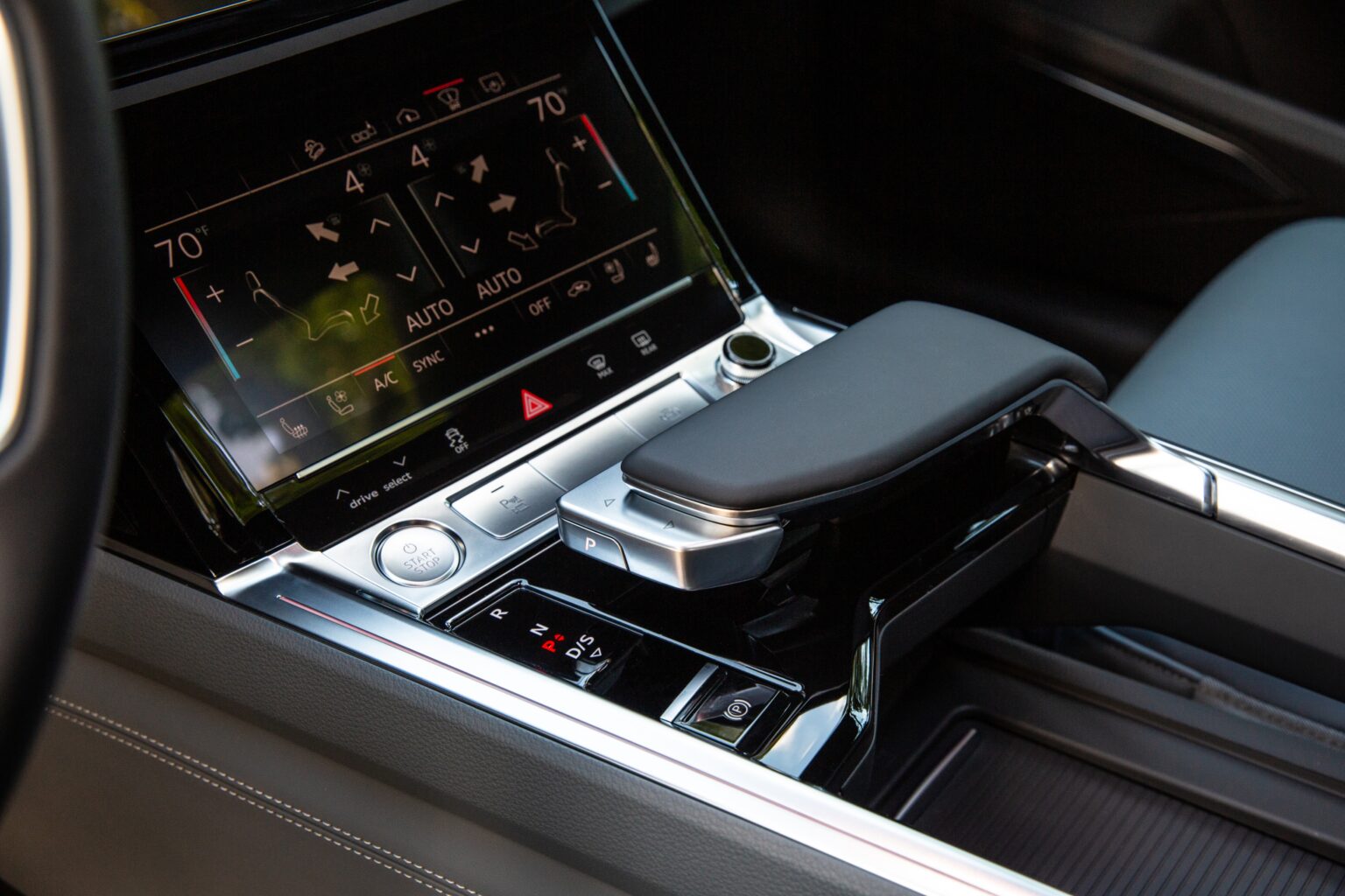 2023 Audi e-tron Sportback Interior Image 10