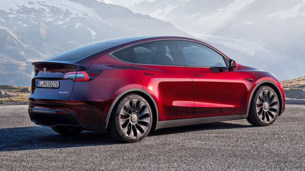 2023 Tesla Model Y Exterior Image 17