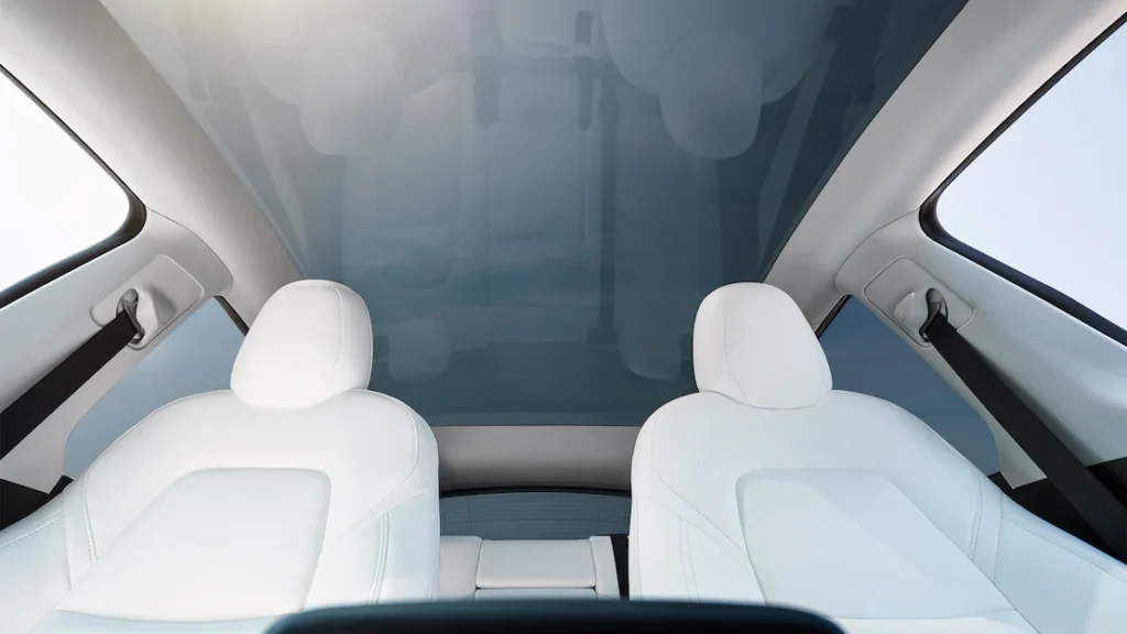 2023 Tesla Model Y Interior Image 14