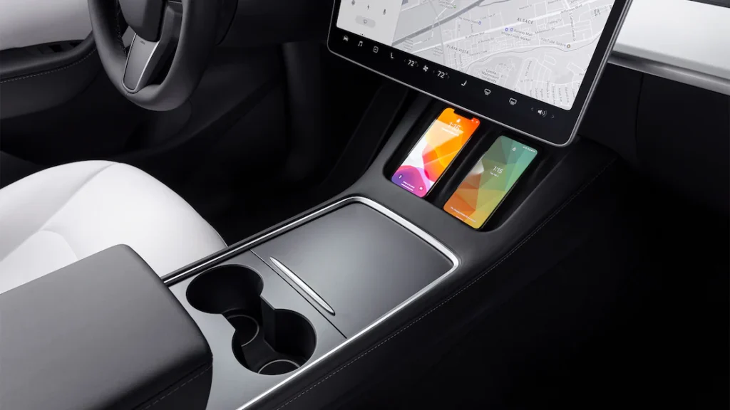 2023 Tesla Model Y Interior Image 10