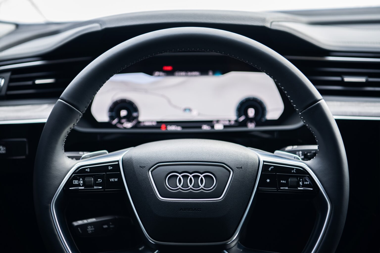 2023 Audi e-tron Sportback Interior Image 4