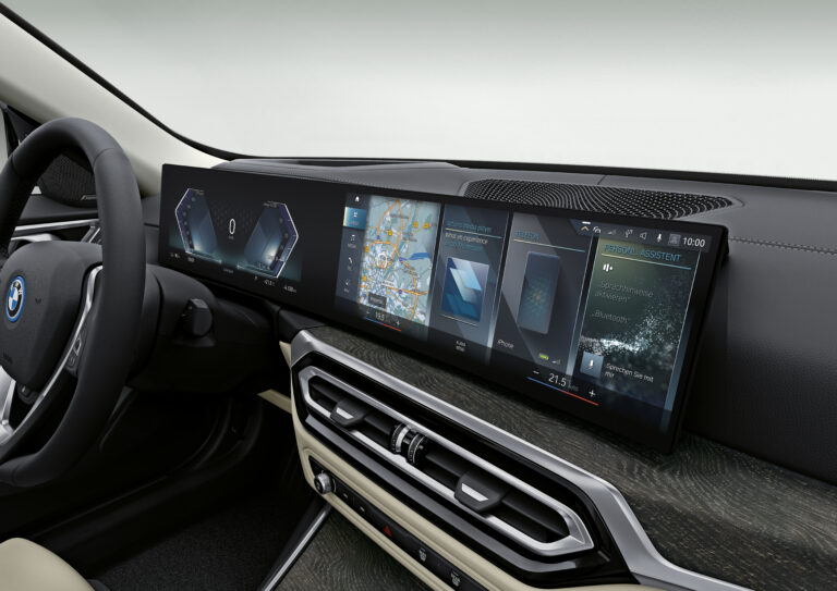 2023 BMW i4 eDrive40 Interior Images