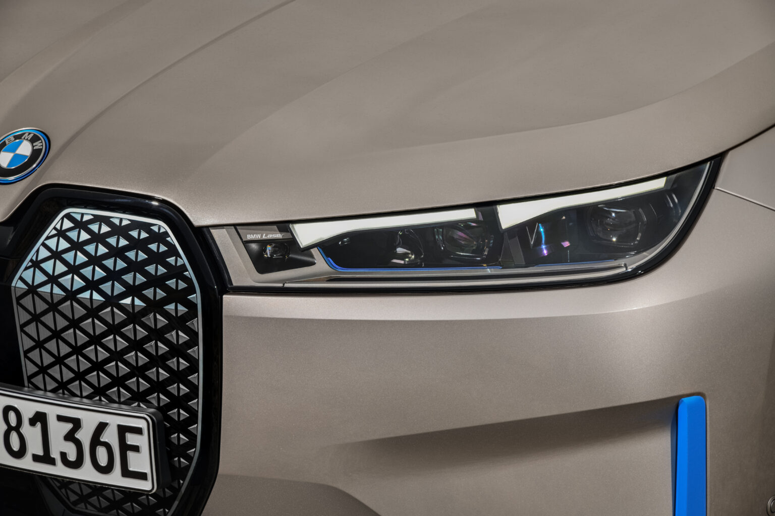 2023 BMW iX Exterior Image 8