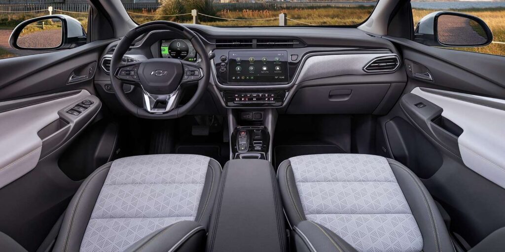 Chevrolet Bolt EUV Interior Image 1