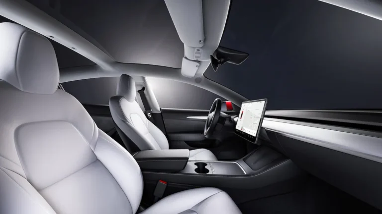 2023 Tesla Model 3 Performance Interior Images