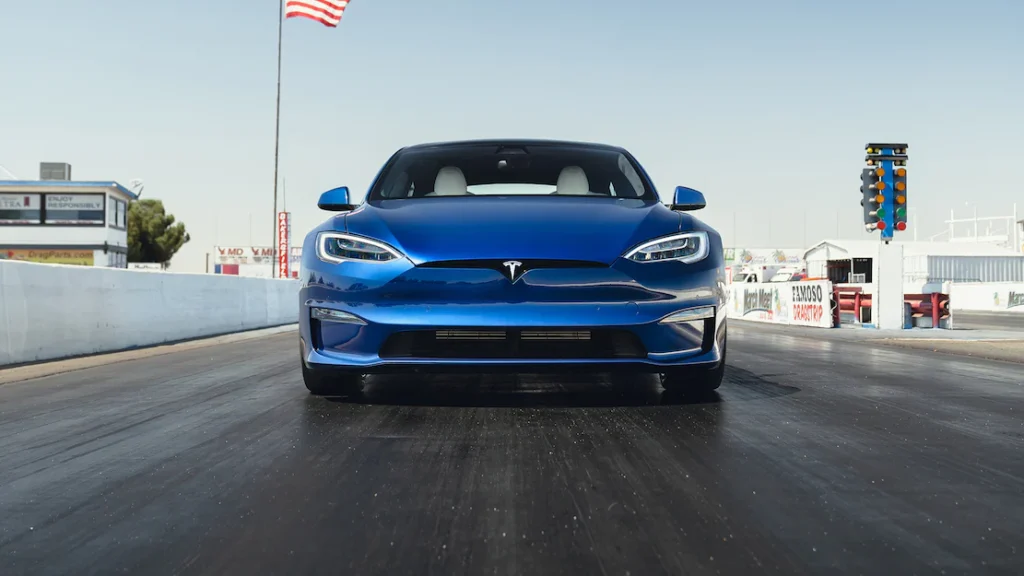 2023 Tesla Model S Exterior Image 2