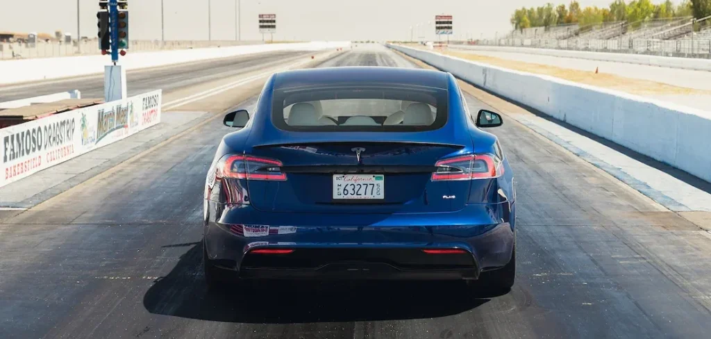 2023 Tesla Model S Exterior Image 8