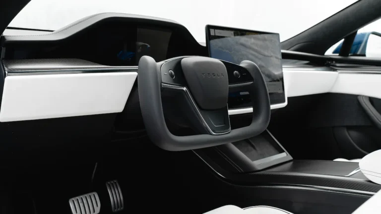 2023 Tesla Model S Model S Interior Images