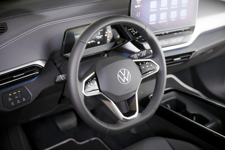 2023 Volkswagen ID.4 Pro Interior Images