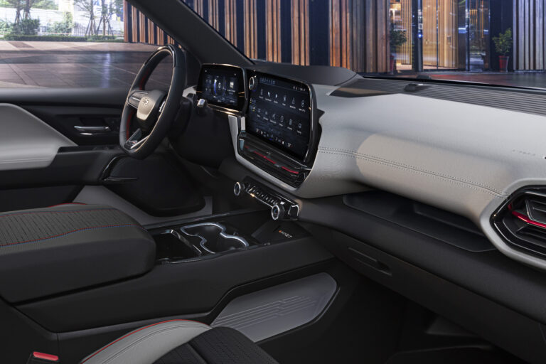 2024 Chevrolet Silverado EV RST Interior Images