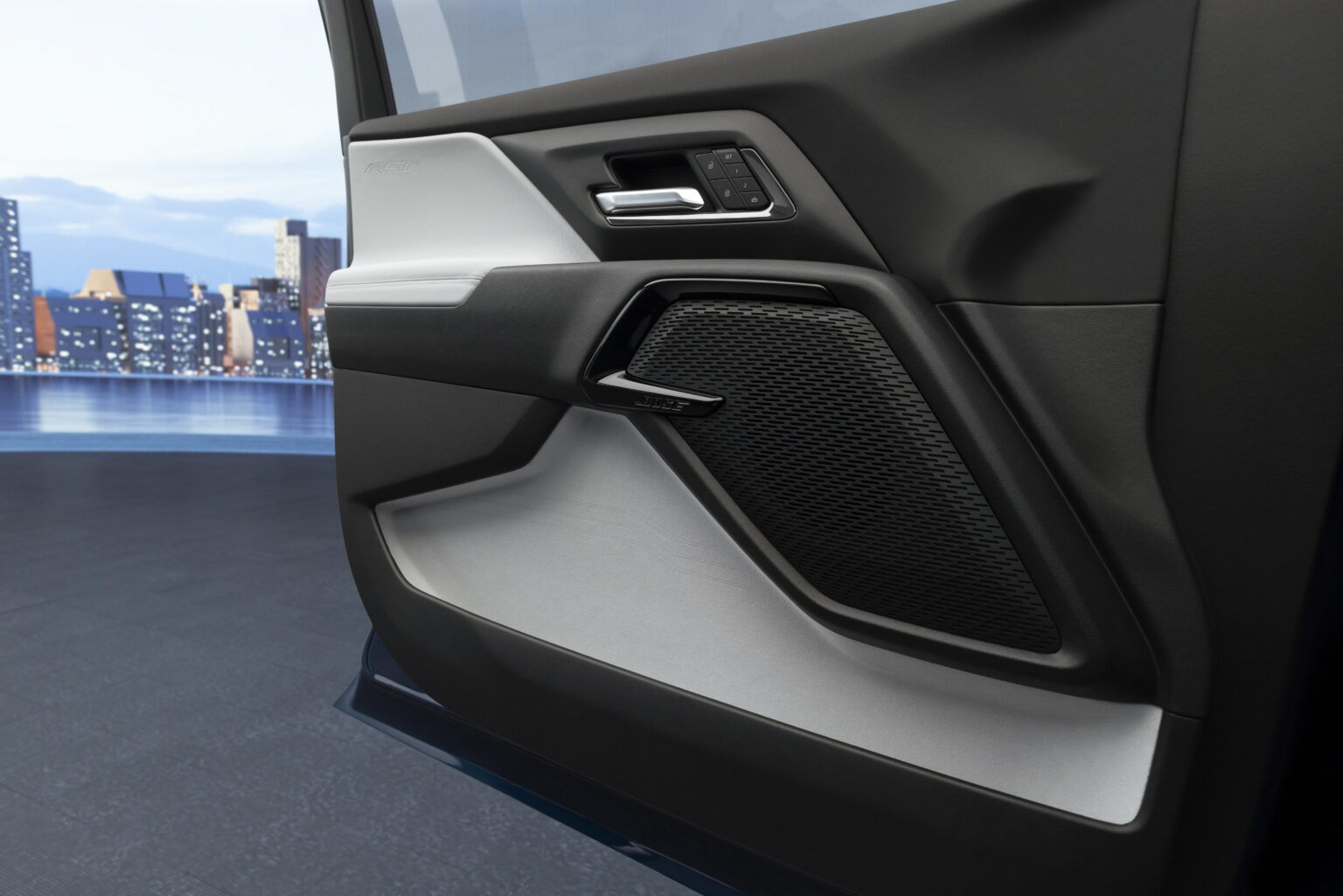 2024 Chevrolet Silverado EV Interior Image 14