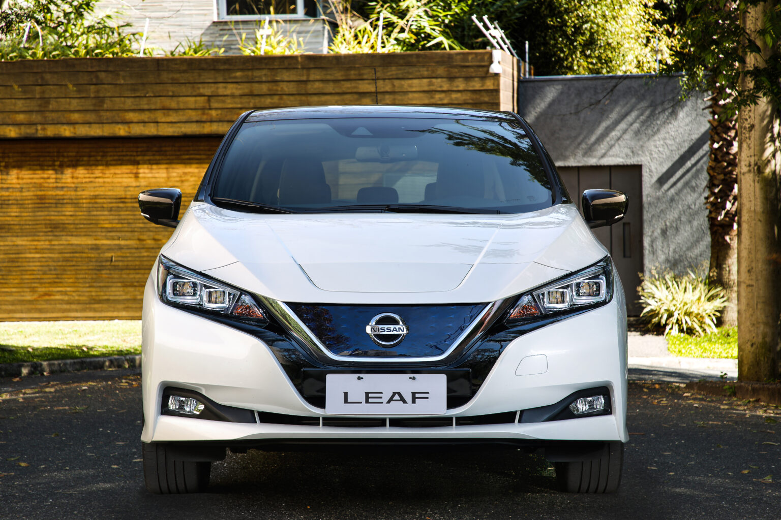 2023 Nissan Leaf Exterior Image 31
