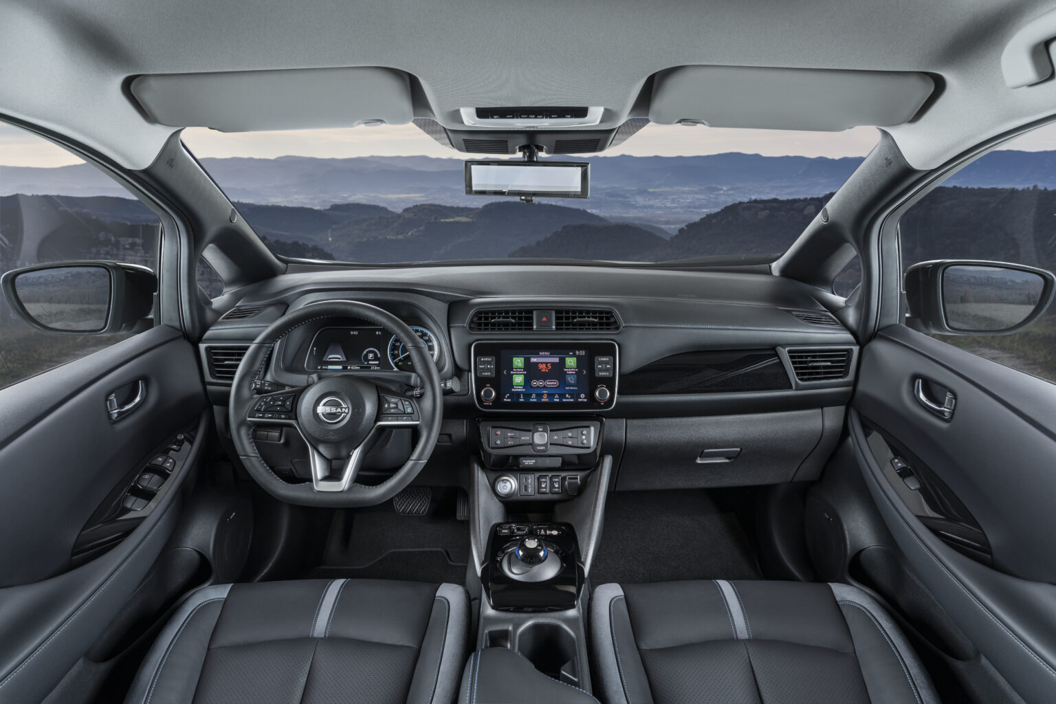 2023 Nissan Leaf Interior Image 1
