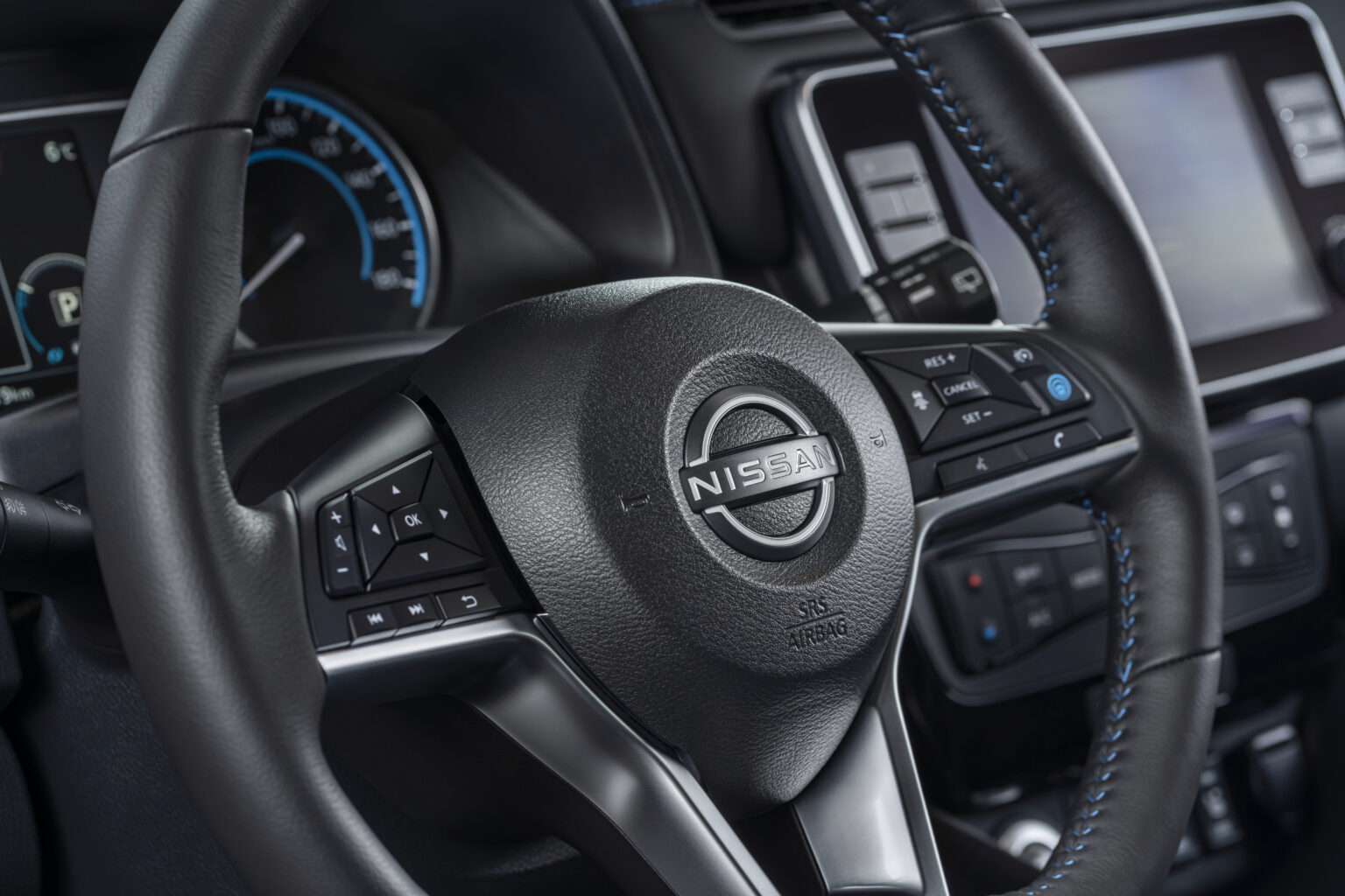 2023 Nissan Leaf Interior Image 15
