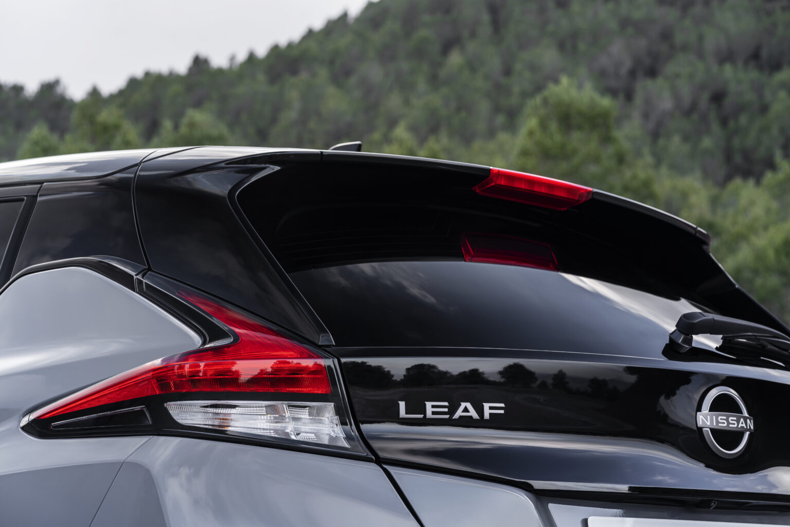 2023 Nissan Leaf Exterior Image 25