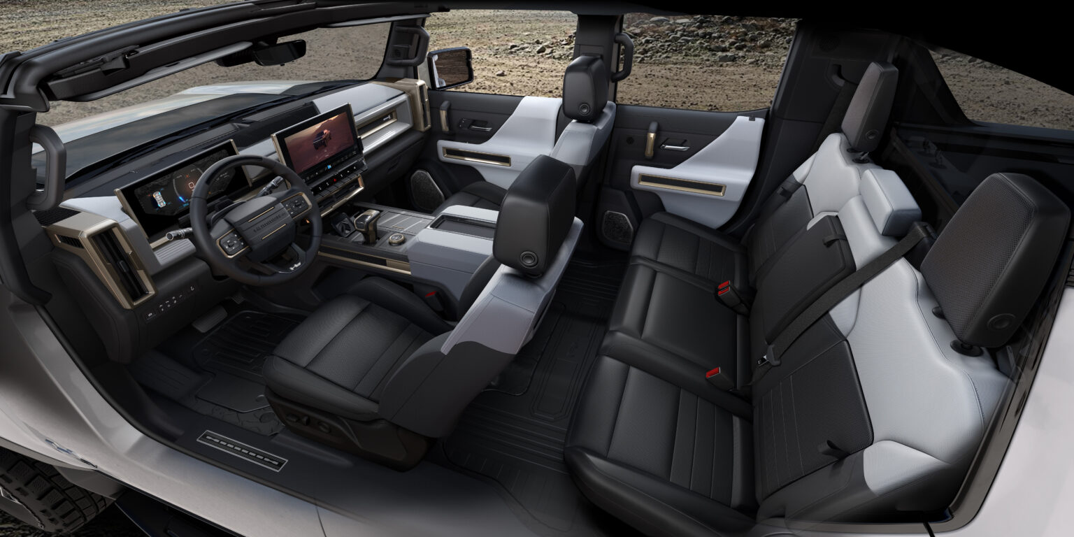 2023 GMC Hummer EV Pickup Interior Image 4
