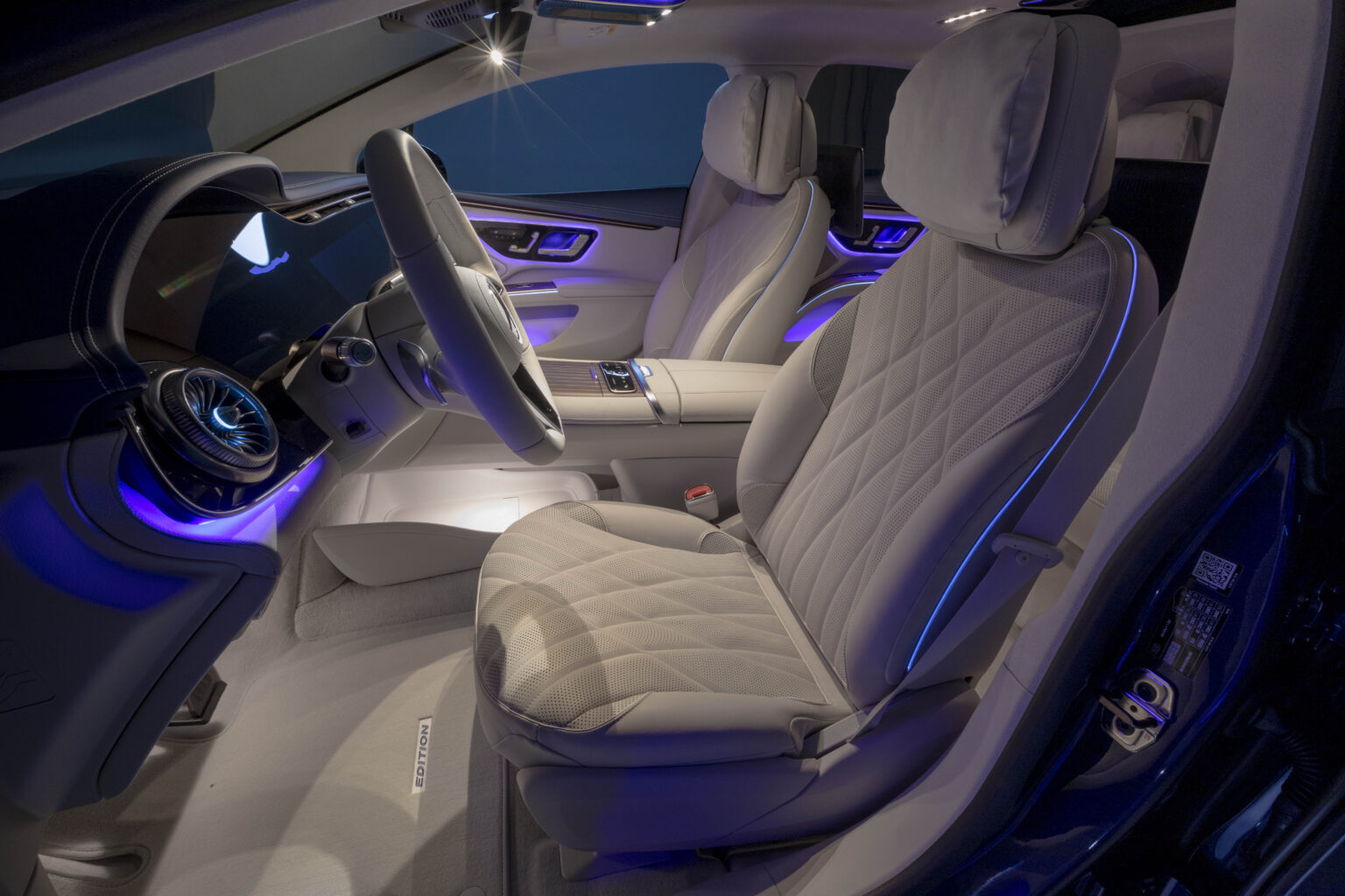 2023 Mercedes EQS Interior Image 15