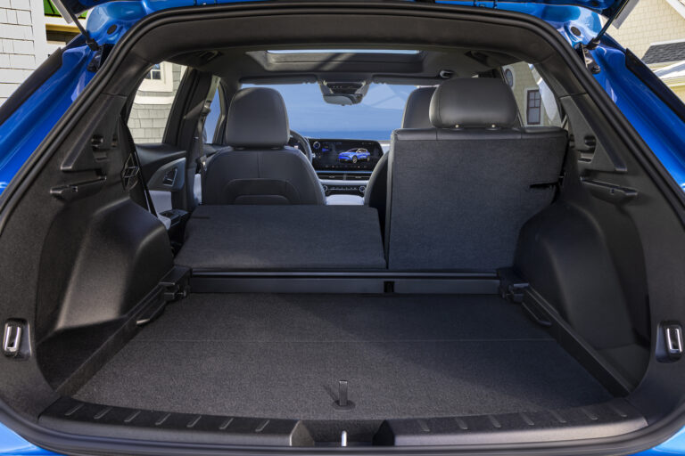 2024 Chevrolet Equinox EV 3RS Interior Images