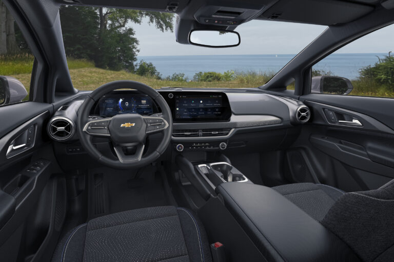 2024 Chevrolet Equinox EV 1LT Interior Images