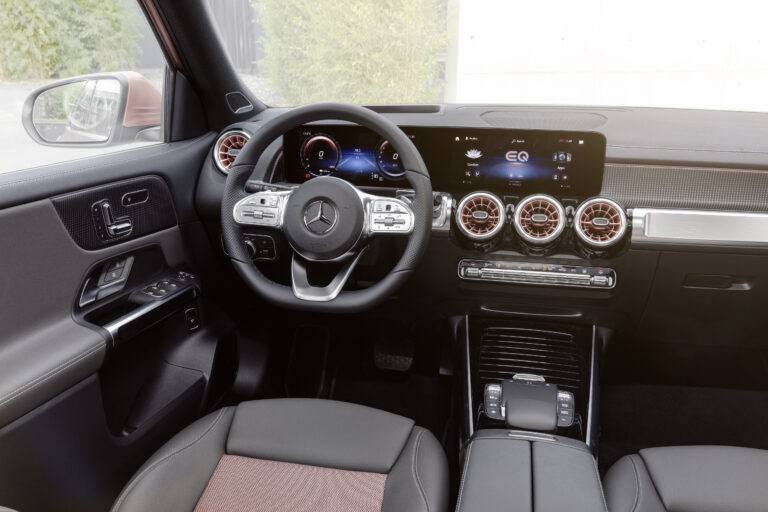 2023 Mercedes EQB SUV EQB 250+ SUV Premium Interior Images