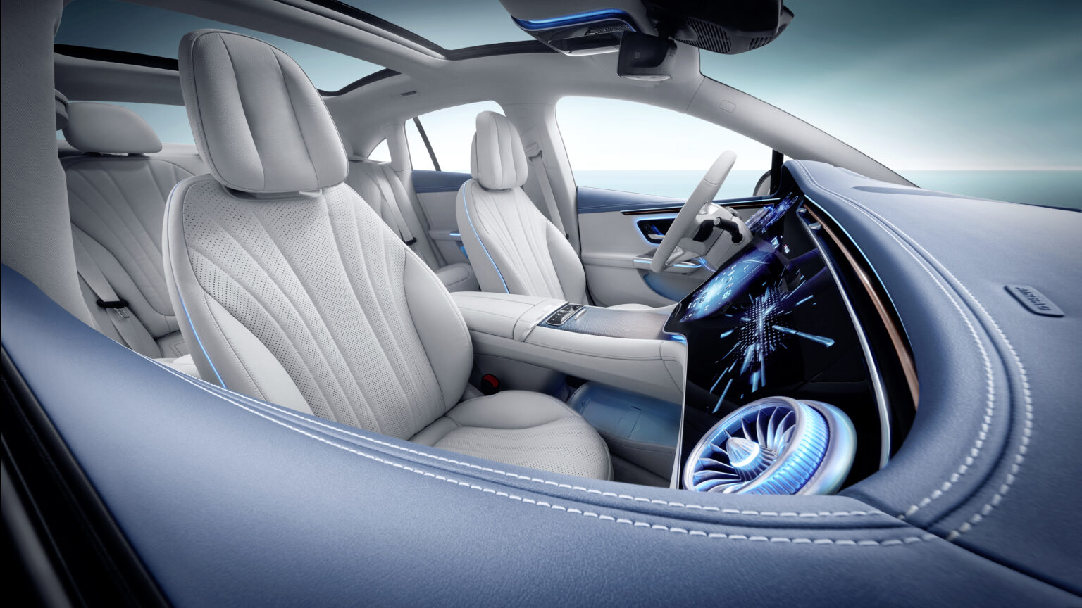 2023 Mercedes EQE SUV Interior Image 2