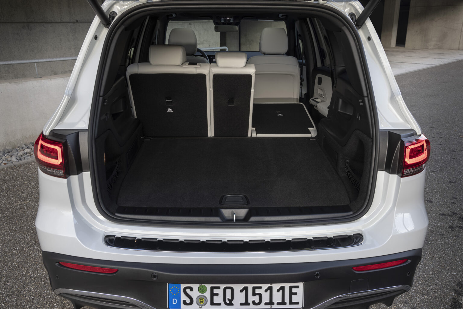 2023 Mercedes EQB SUV Interior Image 15