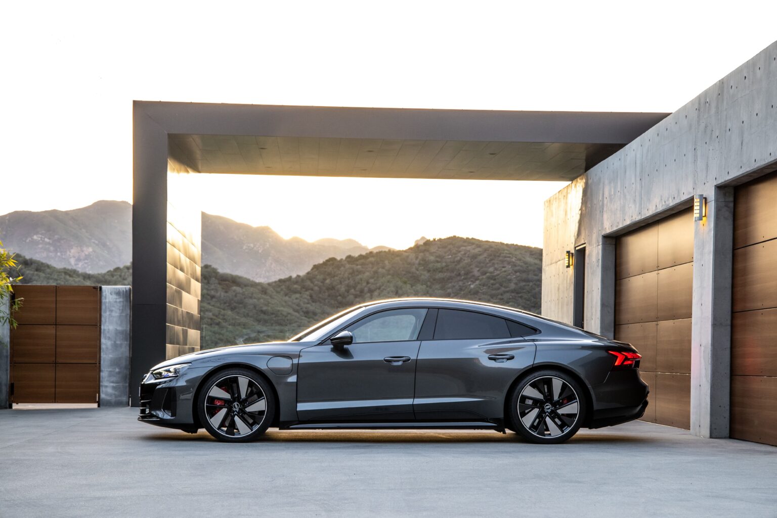 2023 Audi e-tron GT Exterior Image 60