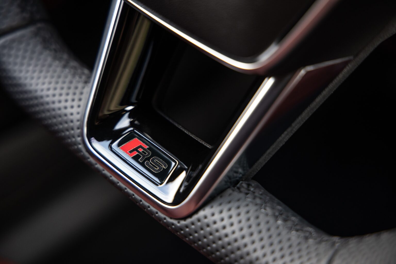 2023 Audi e-tron GT Interior Image 31
