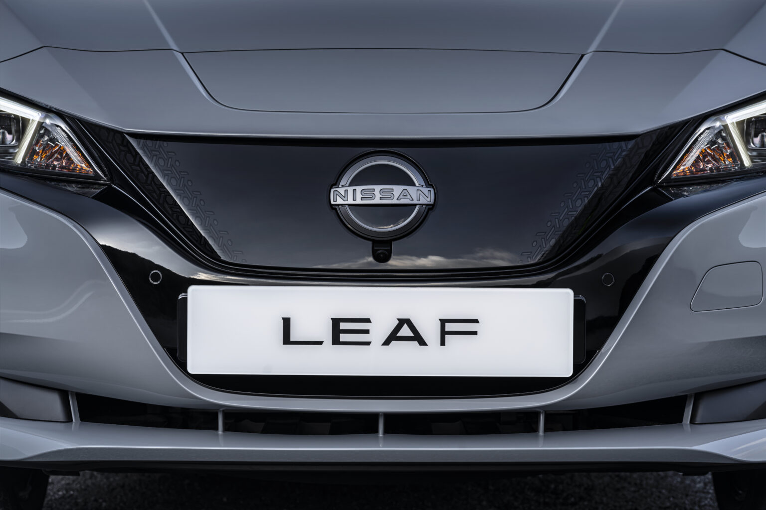 2023 Nissan Leaf Exterior Image 20
