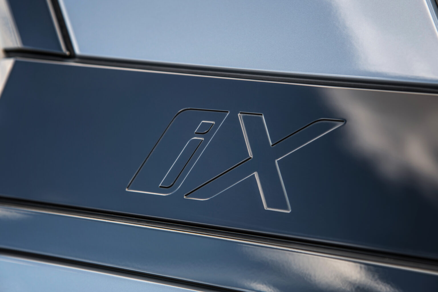 2023 BMW iX Exterior Image 40