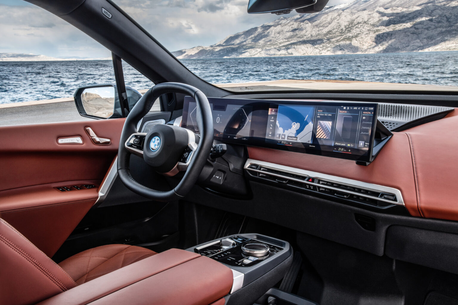 2023 BMW iX Interior Image 8