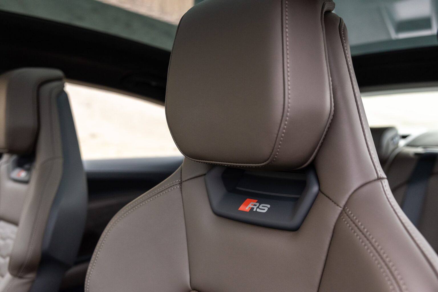 2023 Audi e-tron GT Interior Image 8