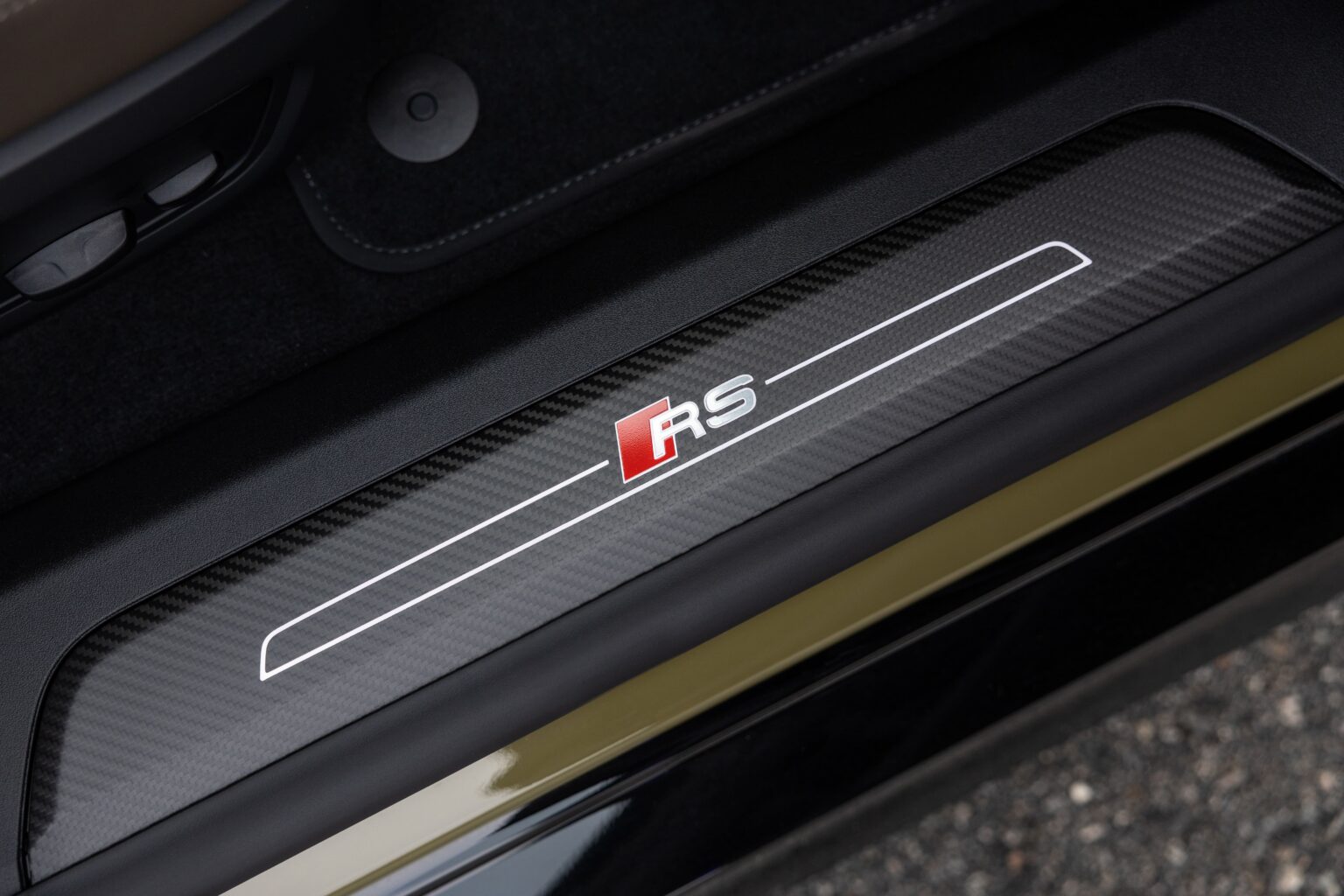 2023 Audi e-tron GT Interior Image 12