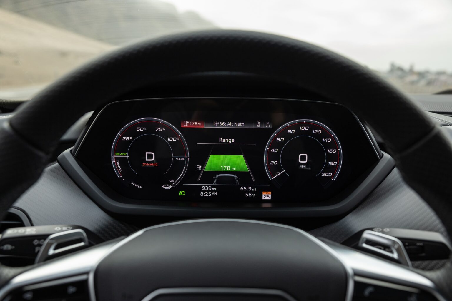 2023 Audi e-tron GT Interior Image 5