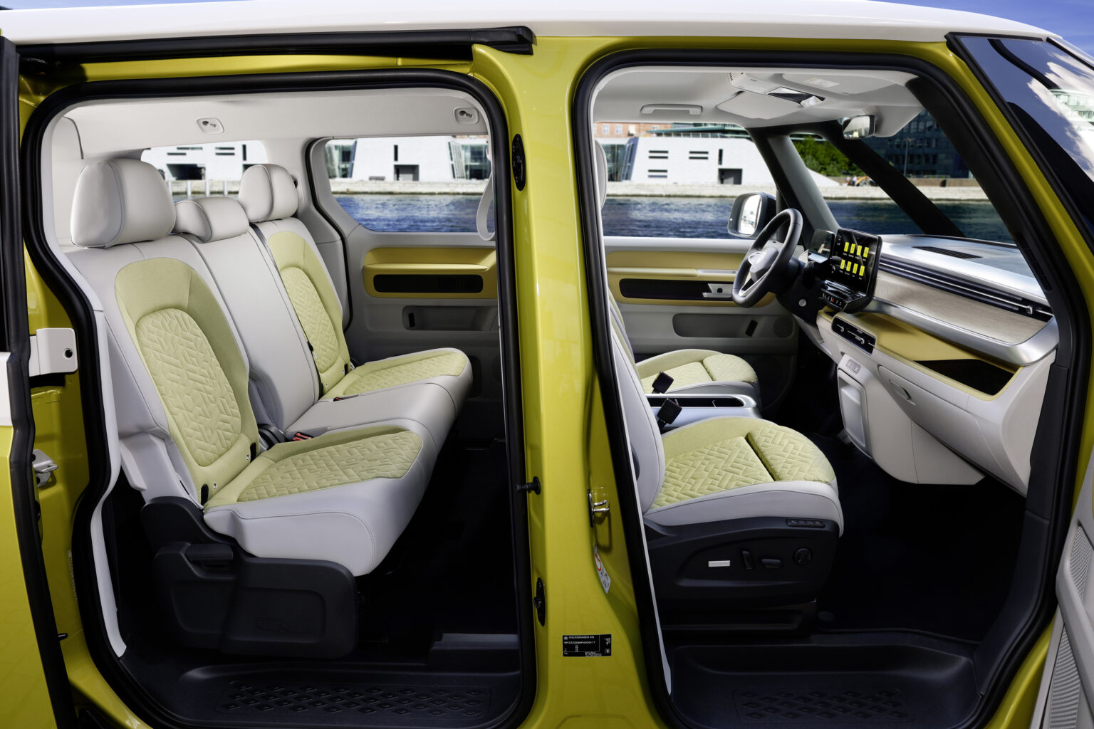 2023 Volkswagen ID.Buzz Interior Image 4