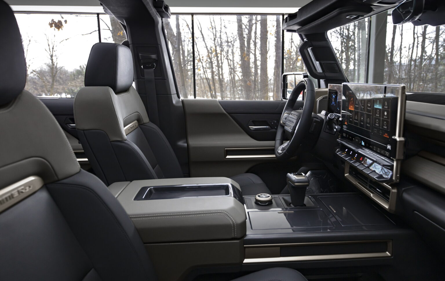 2024 GMC Hummer EV SUV Interior Image 1