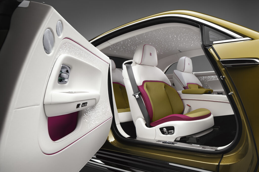 2023 Rolls-Royce Spectre Interior Image 5