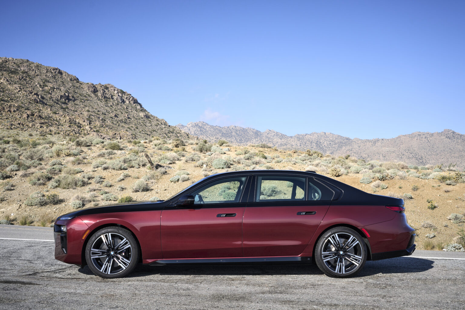 2023 BMW i7 Luxury Electric Sedan