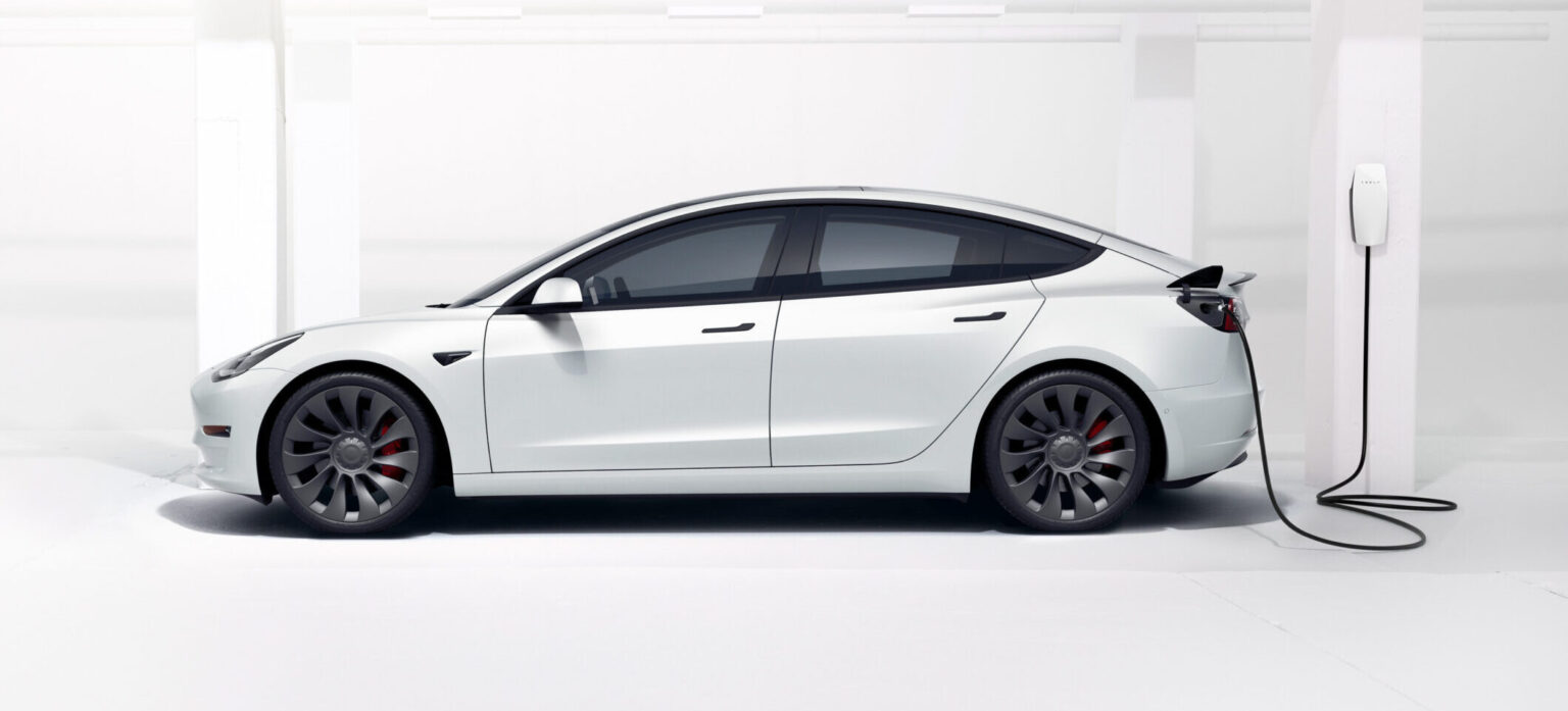 2023 Tesla Model 3 Exterior Image 30