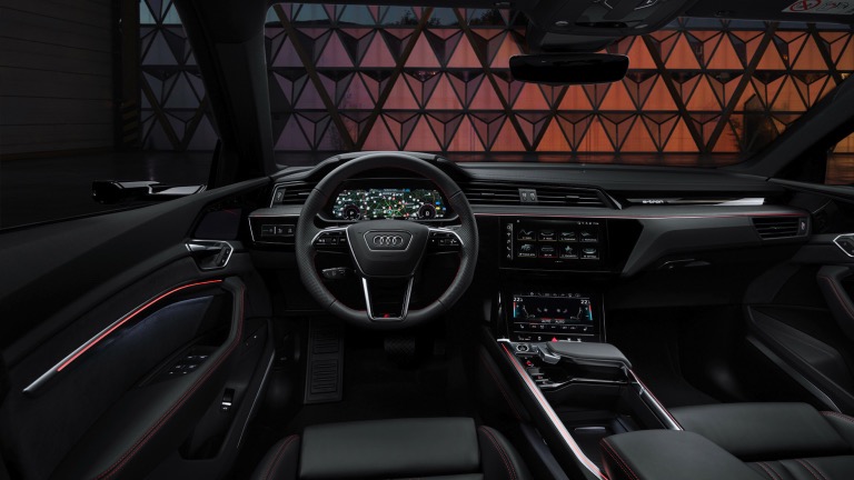 2024 Audi Q8 Sportback e-tron Premium Interior Images