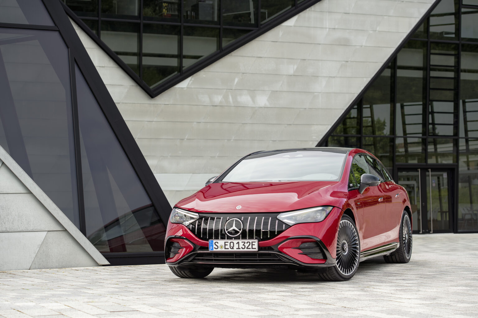 2023 Mercedes AMG EQE Exterior Image 9