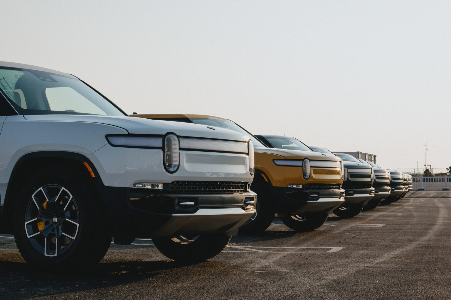 2023 Rivian R1T Group Image