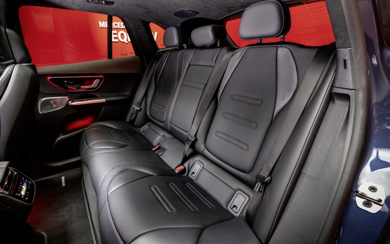2024 Mercedes AMG EQE SUV Interior Image 12