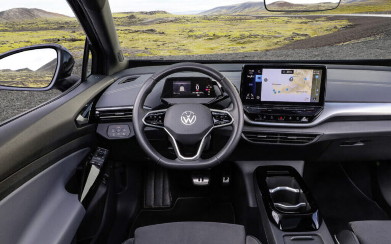 2023 Volkswagen ID.4 Interior Image 15