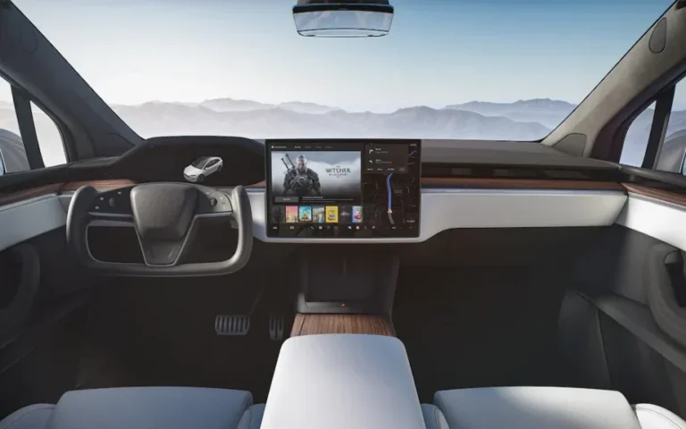 2023 Tesla Model X Interior Image 8