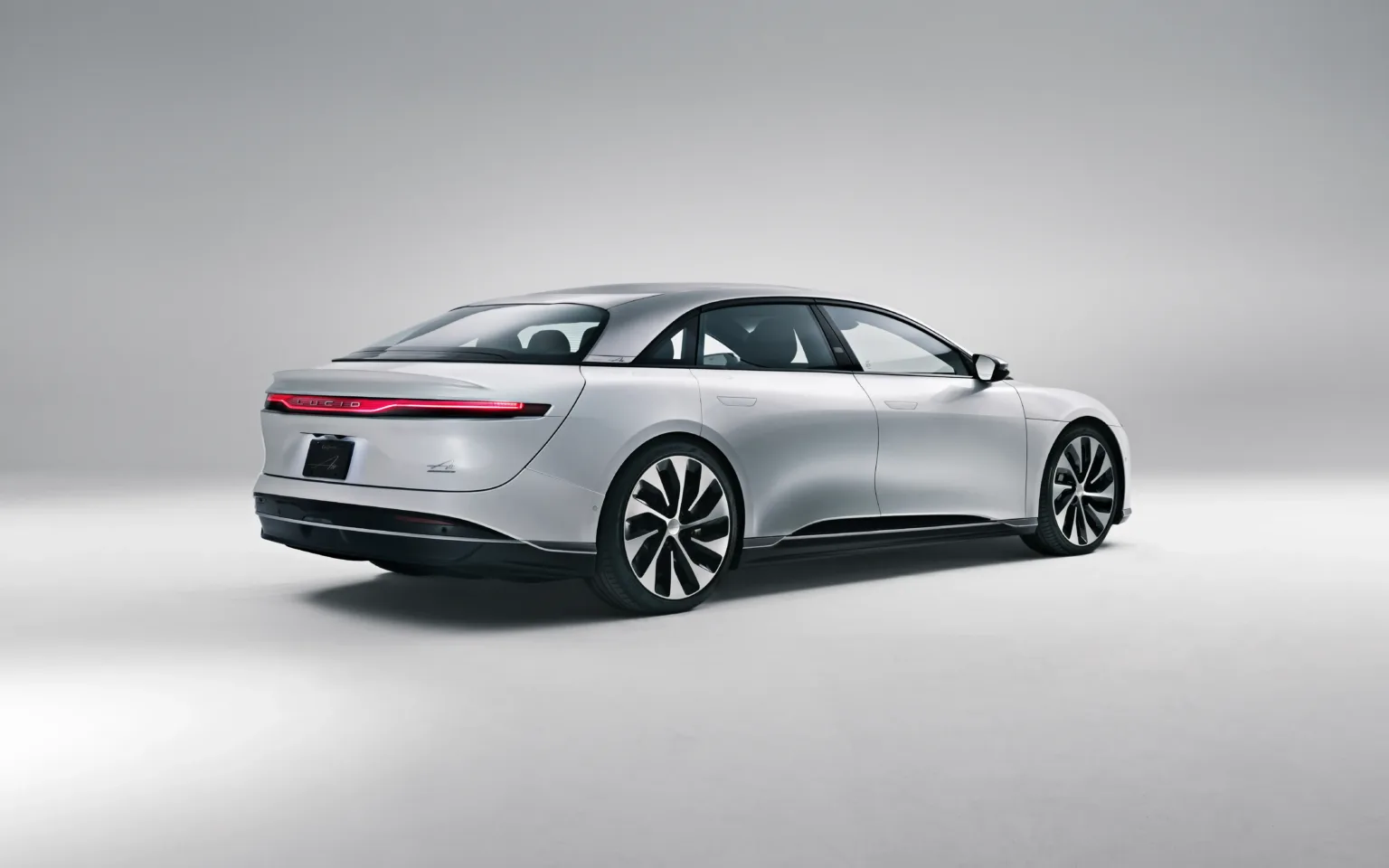 2023 Lucid Air Best AWD Electric Vehicle 3