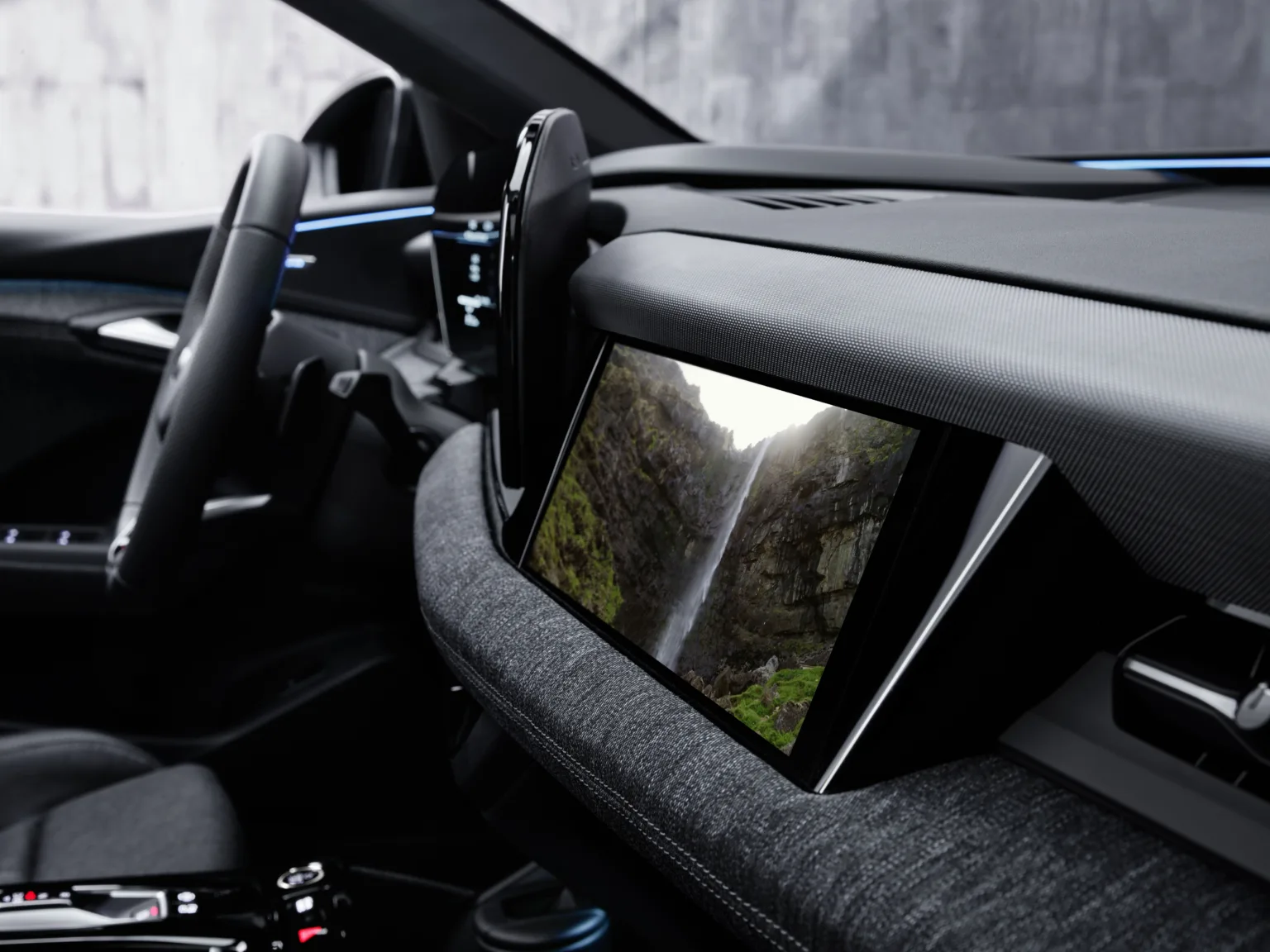 2024 Audi Q6 e-tron Interior Image 7