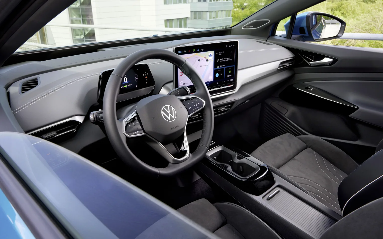 2024 Volkswagen ID.4 Interior Image 4