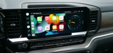 Big news! GM ditches Apple CarPlay for Google in EVs!